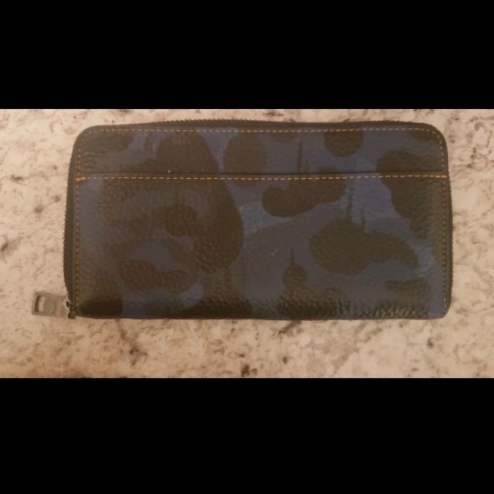 SOLD! Coach Camo Wallet